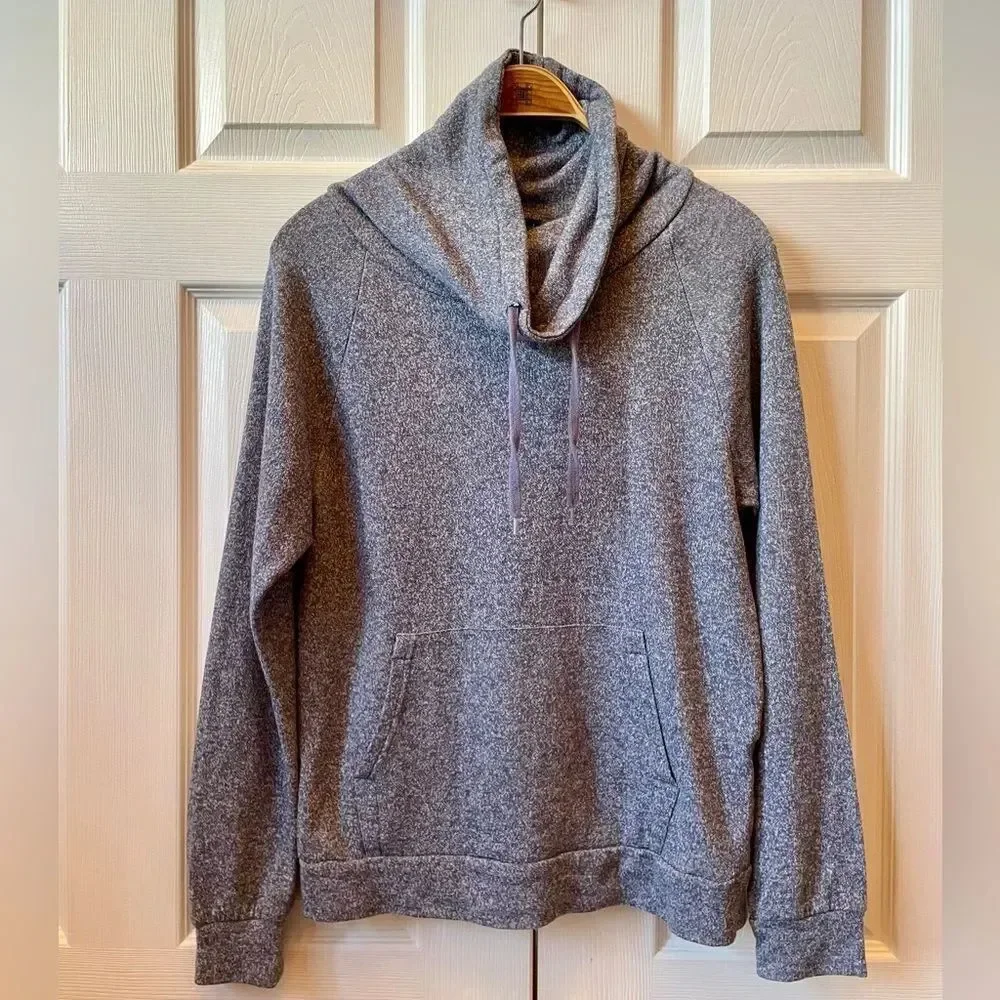 Derek Heart Ladies Heather Gray Turtleneck Sweater Size Medium